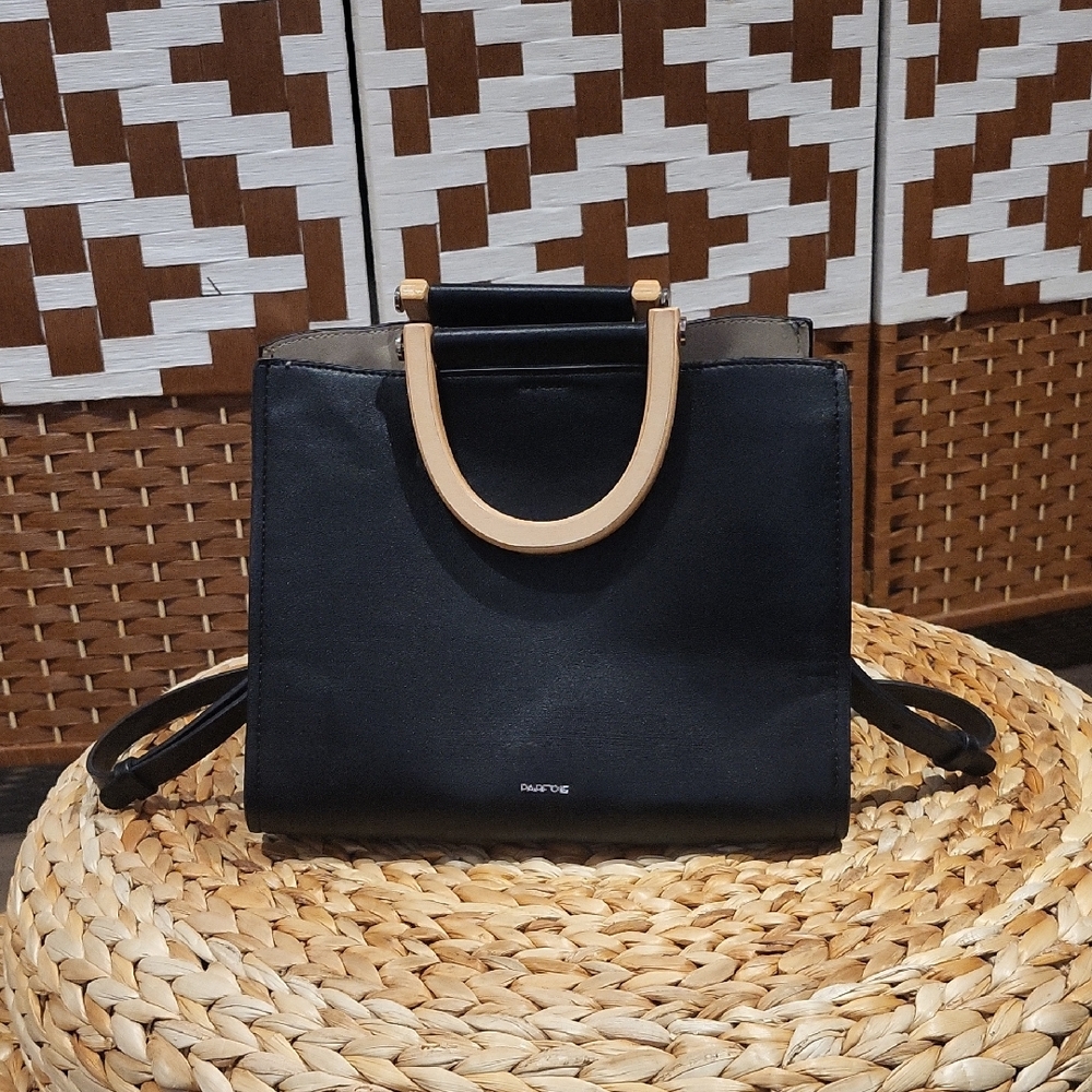 Chic Black Satchel with Wooden Handle